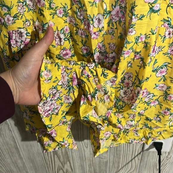 Lumiere Short Romper Size M - Picture 3 of 6